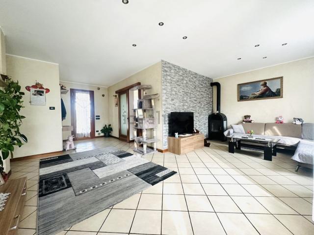 Casa in vendita a San Vito di Altivole, Altivole