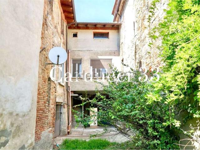 Casa in vendita a Piemonte, Alessandria