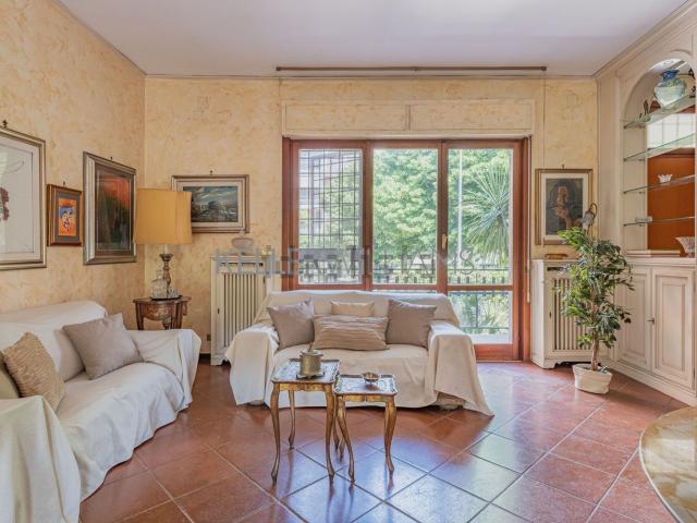 Casa in vendita a Municipio Roma XI, Roma Capitale