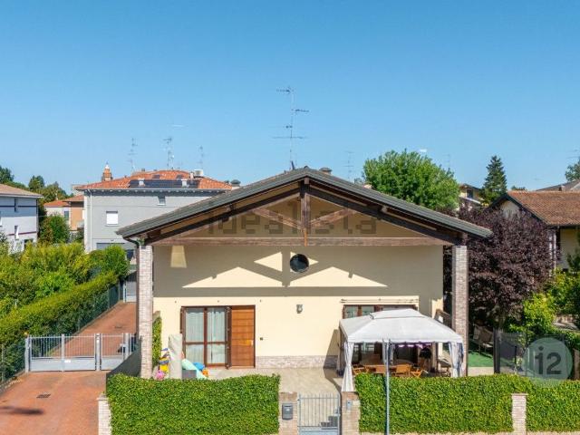 Casa in vendita a Budrione, Carpi