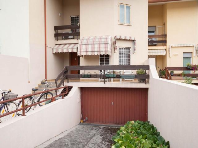 Casa in vendita a Paderno, Reana Del Roiale