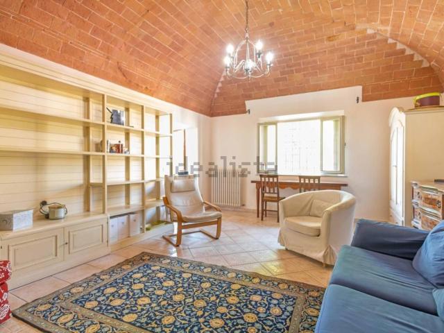 Casa in vendita a Pettori, Cascina