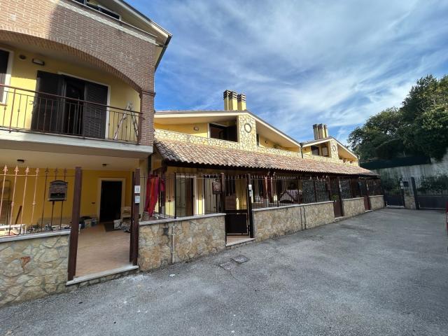 Casa in vendita a Cenerente, Umbria