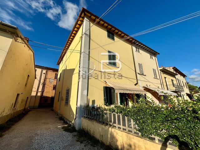 Casa in vendita a Avane, Vecchiano