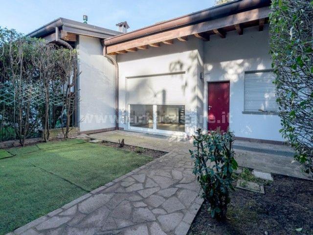 Casa in vendita a Volta-Prealpi, Saronno