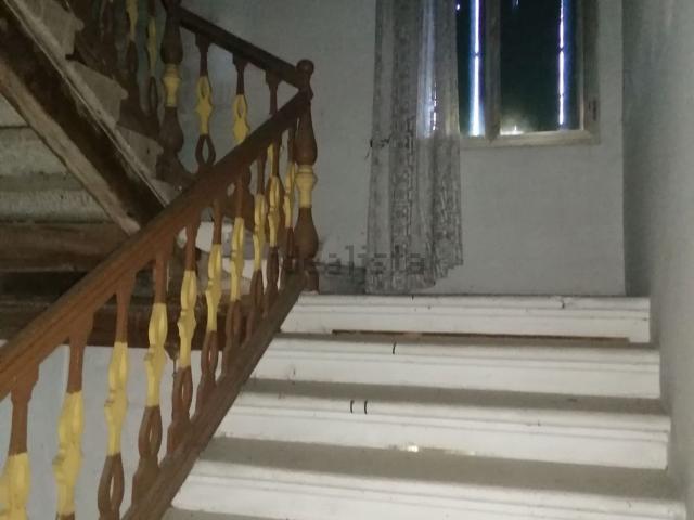 Casa in vendita a Valli Del Pasubio, Veneto