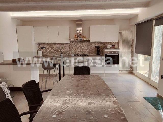 Casa in vendita a Colli al Metauro, Marche