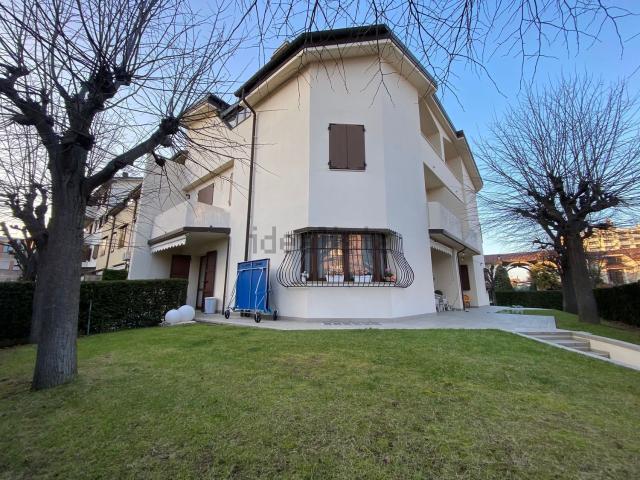 Casa in vendita a Unione dei comuni del Distretto Ceramico, Sassuolo