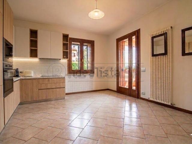 Casa in vendita a Arcugnano, Veneto