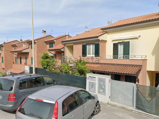 Casa in vendita a Santa Maria Nuova, Ancona
