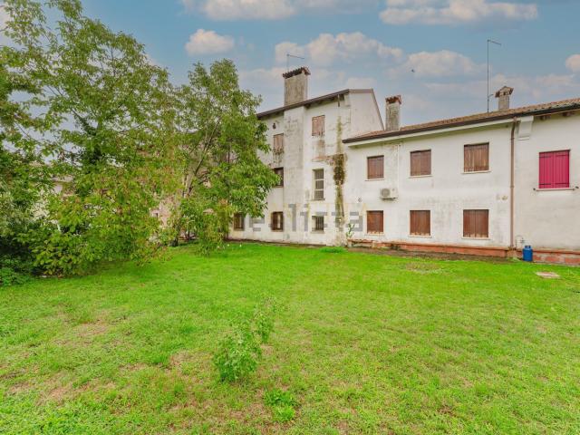 Casa in vendita a Pezzan, Istrana