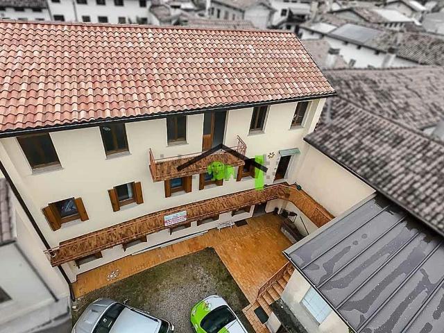Casa in vendita a Grizzo / Gris, Montereale Valcellina / Montreâl
