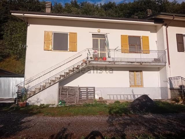Casa in vendita a Bedonia, Reggio Emilia
