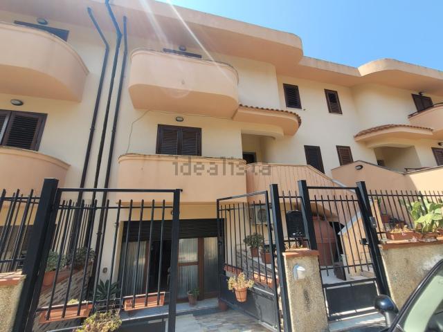 Casa in vendita a Gallina, Calabria