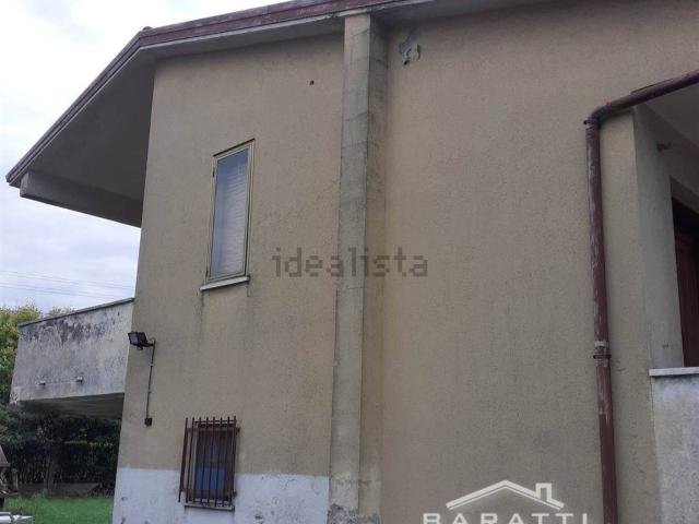 Casa in vendita a Quistello