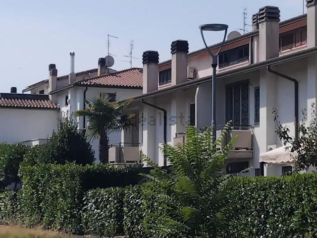 Casa in vendita a Santa Sabina, Cenerente