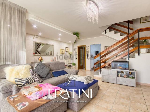 Casa in vendita a Capolavilla, Marche
