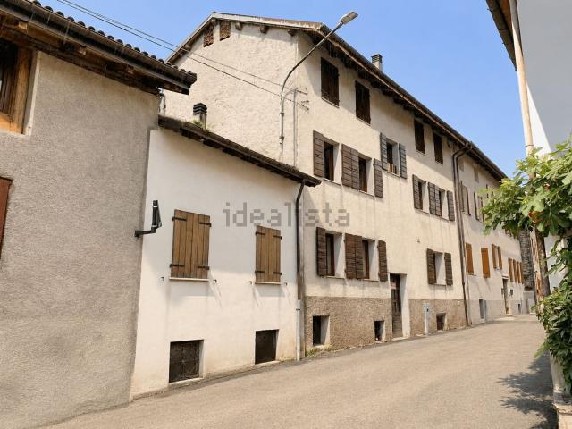 Casa in vendita a Arsiè, Veneto