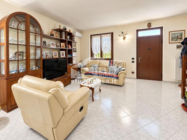 Casa in vendita a Castel Lambro, Marzano