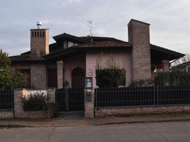 Casa in vendita a Unione Comuni Modenesi Area Nord, Finale Emilia