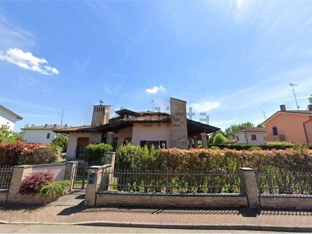 Casa in vendita a Unione Comuni Modenesi Area Nord, Finale Emilia
