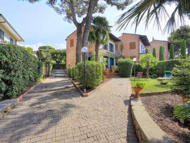 Casa in vendita a Quercianella, Livorno