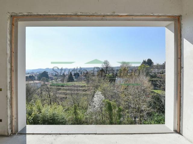 Casa in vendita a Arosio, Lombardia