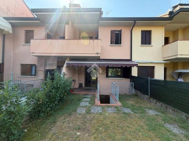 Casa in vendita a Pieve Di Soligo, Veneto