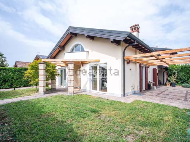 Casa in vendita a Casaletto Vaprio, Cremona