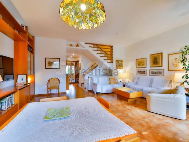 Casa in vendita a Oreno, Vimercate