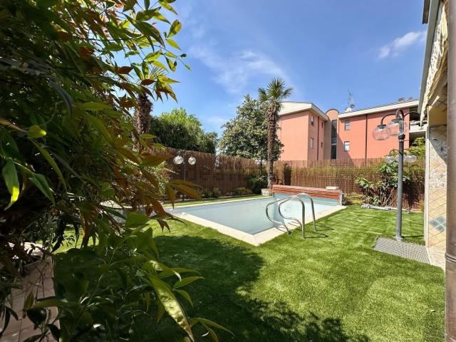 Casa in vendita a Agrate Brianza, Lombardia