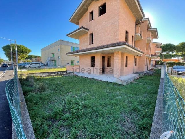 Casa in vendita a Marche, Macerata