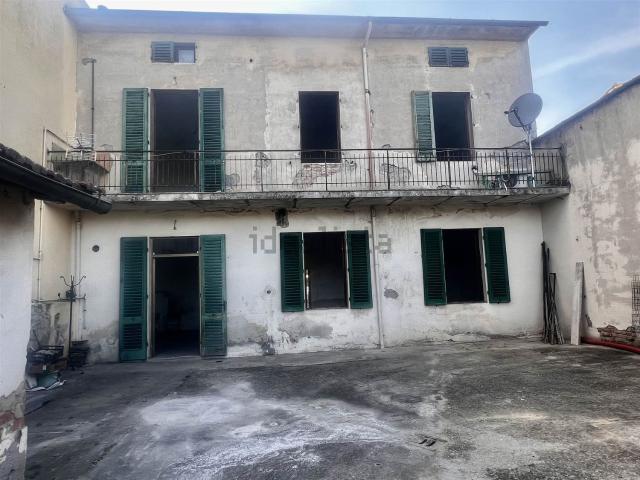 Casa in vendita a Vergaio, Prato