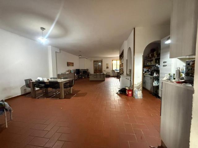 Casa in vendita a Prataccio, Campi Bisenzio