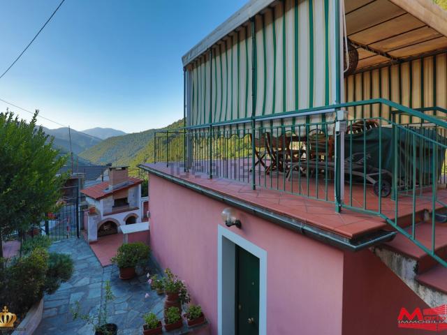 Casa in vendita a Avegno, Testana