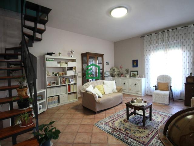 Casa in vendita a Palombina, Giove
