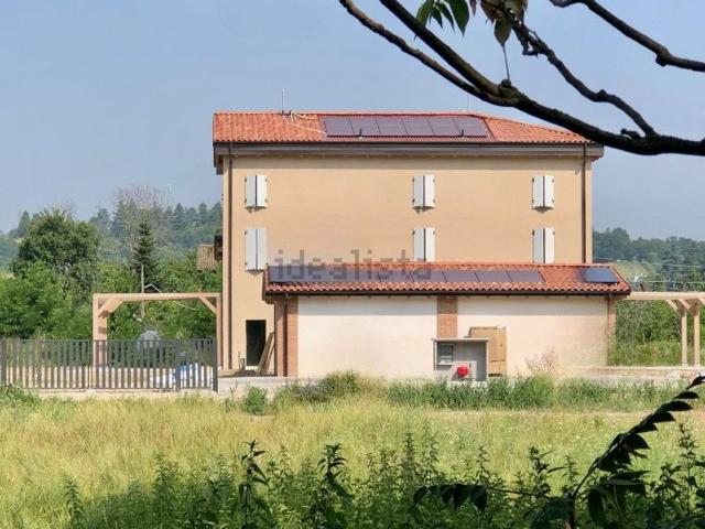 Casa in vendita a Unione di comuni Terre di Castelli, Vignola