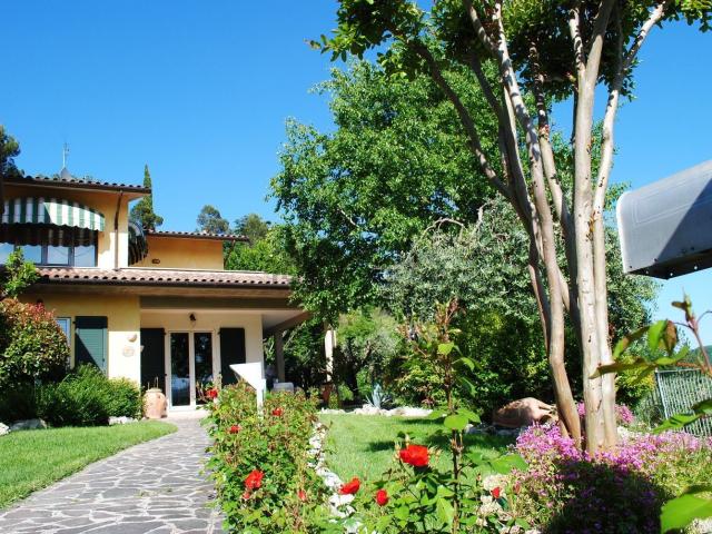 Casa in vendita a Marche, Pesaro E Urbino