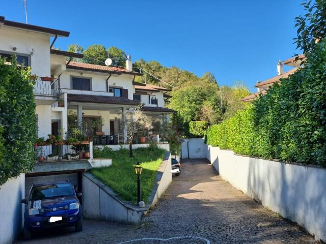 Casa in vendita a Carsoli, Abruzzo