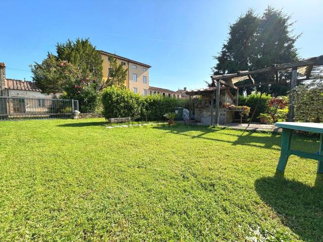 Casa in vendita a Capannori, Toscana