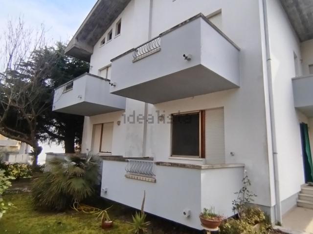 Casa in vendita a Montescudo-Monte Colombo, Monte Colombo