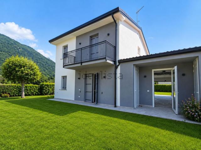 Casa in vendita a Romano D'ezzelino, Veneto