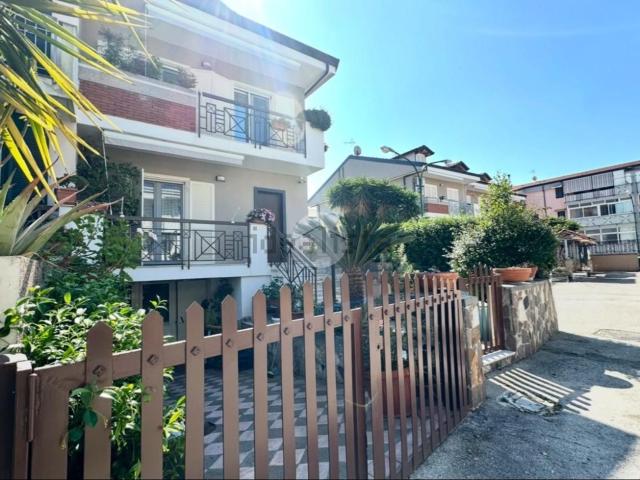 Casa in vendita a Qualiano, Campania