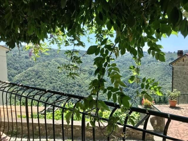 Casa in vendita a Marliana, Toscana