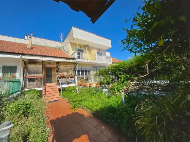 Casa in vendita a Giugliano In Campania, Campania