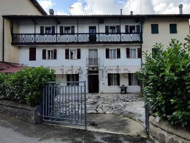 Casa in vendita a Pedavena, Veneto
