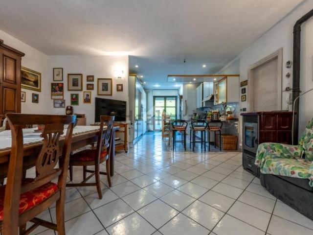 Casa in vendita a Verzuolo, Piemonte