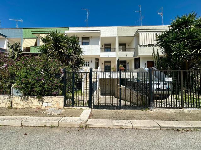 Casa in vendita a Puglia, Bari