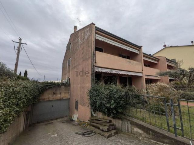 Casa in vendita a San Pietro di Lavagno, Verona