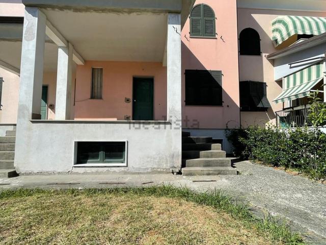 Casa in vendita a Bolano, Liguria